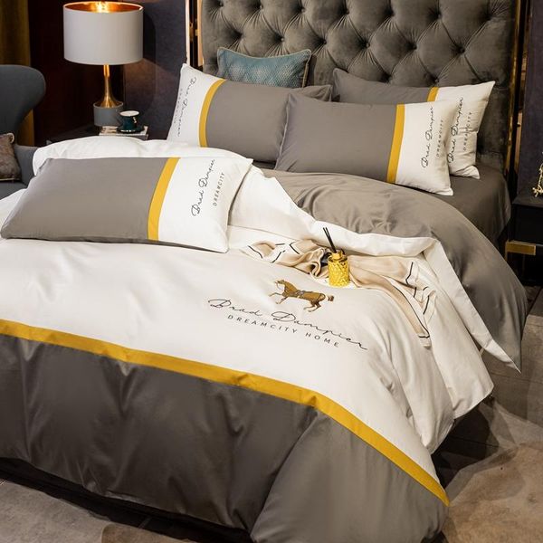 bedding sets four-piece bed set all cotton pure thickening embroidery quilt cover sheet fitted european-style simple
bedding sets four-piece bed set all cotton pure thickening embroidery quilt cover sheet fitted european-style simple