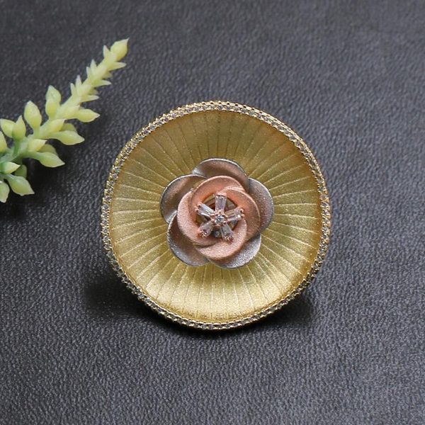pins, brooches lanyika fashion jewelry trendy exquisite circle petunia brooch pin for engagement daily micro paved zircon gifts, Gray
pins, brooches lanyika fashion jewelry trendy exquisite circle petunia brooch pin for engagement daily micro paved zircon gifts, Gray