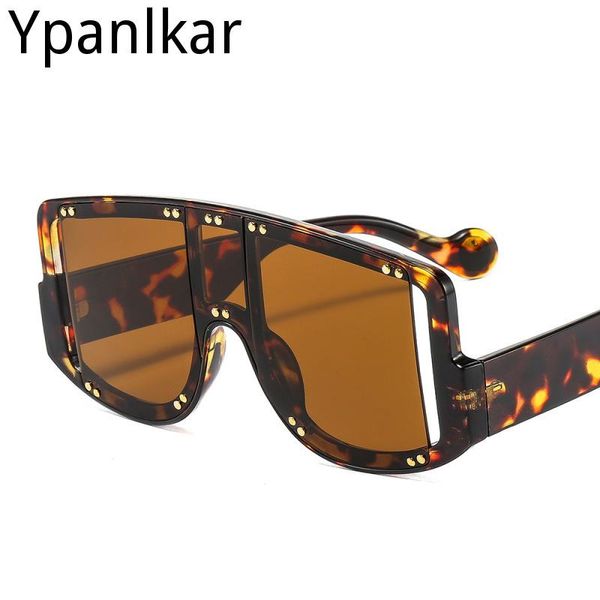 sunglasses metal rivet eyewear oversized mirror square men women shades glasses trend unique female uv400, White;black
sunglasses metal rivet eyewear oversized mirror square men women shades glasses trend unique female uv400, White;black