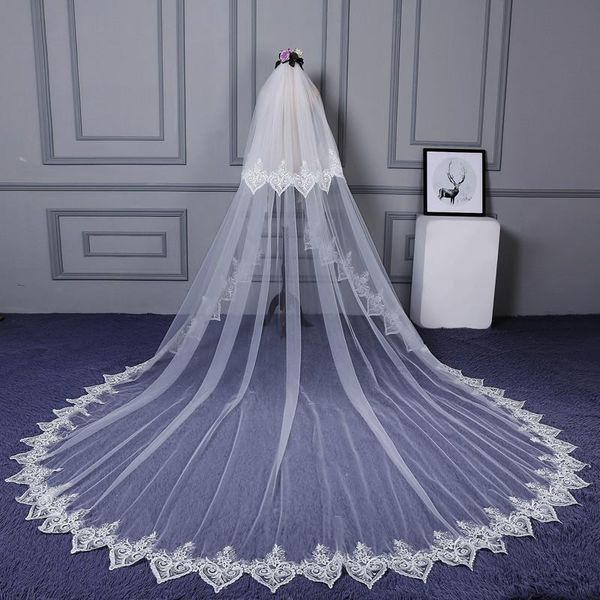bridal veils white ivory 3 meters two layers long wedding veil with comb lace edge appliques accessories, Black
bridal veils white ivory 3 meters two layers long wedding veil with comb lace edge appliques accessories, Black