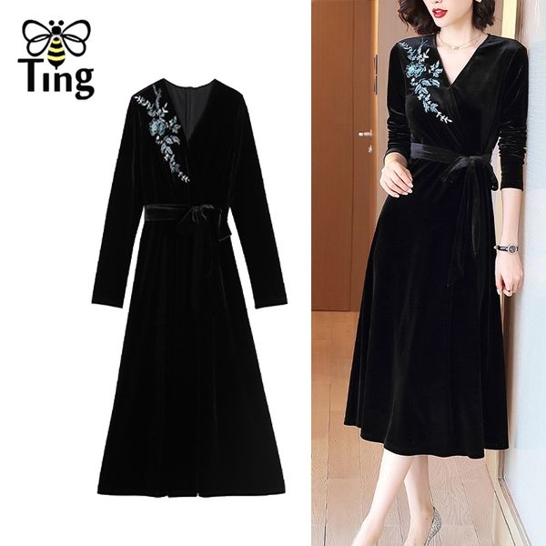 vintage elegant winter autumn velvet dress flower embroidery lady office work plus size vestidos haut robes 210513, Black;gray
vintage elegant winter autumn velvet dress flower embroidery lady office work plus size vestidos haut robes 210513, Black;gray