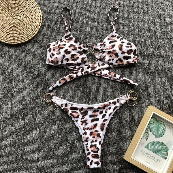 women's swimwear women swimsuit bathing bikini set metal chain patchwork padded pool swimming two-piece fancy summer push-up bra thong, White;black
women's swimwear women swimsuit bathing bikini set metal chain patchwork padded pool swimming two-piece fancy summer push-up bra thong, White;black