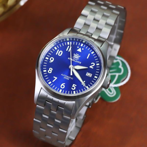 200m dive watch automatic mechanical nh35 watches men c3 super luminous diving wristwatches, Slivery;brown
200m dive watch automatic mechanical nh35 watches men c3 super luminous diving wristwatches, Slivery;brown