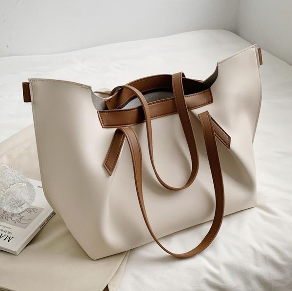 evening bags high-quality women's capacity shoulder bag2021 female bag trendy fashion commuter korean version simple
evening bags high-quality women's capacity shoulder bag2021 female bag trendy fashion commuter korean version simple
