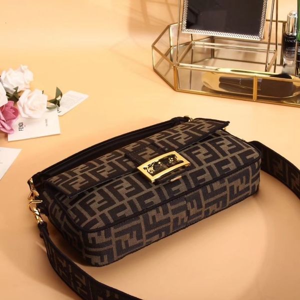 bag the in latest 2021, star's one shoulder messenger handbag, super versatile and portable
bag the in latest 2021, star's one shoulder messenger handbag, super versatile and portable