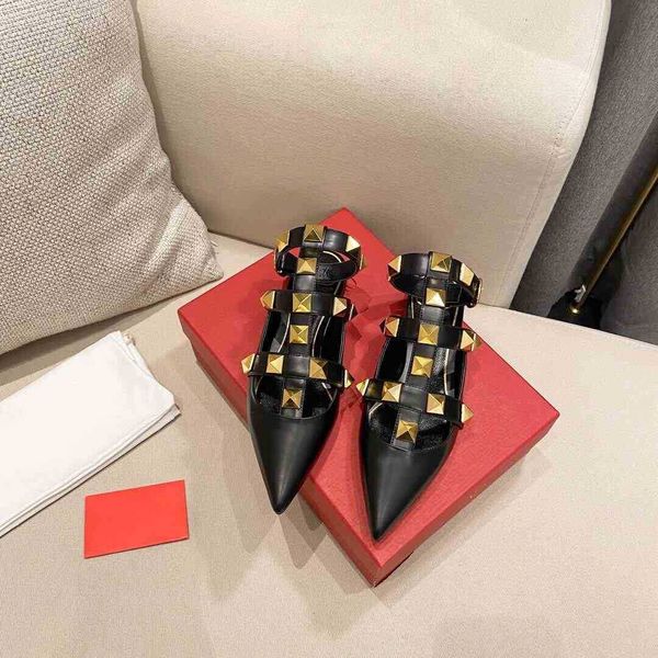 early spring 2021 new rivet series leather sandals fashion thin guangzhou british women's shoes zlh, Black
early spring 2021 new rivet series leather sandals fashion thin guangzhou british women's shoes zlh, Black