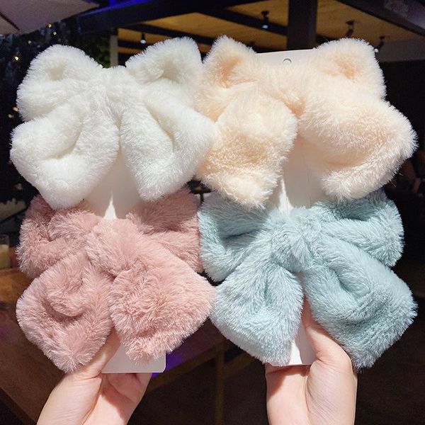 hair accessories lovely girls winter plush candy color faux fur hairpin clips children barrettes fashion kids hairpins, Slivery;white
hair accessories lovely girls winter plush candy color faux fur hairpin clips children barrettes fashion kids hairpins, Slivery;white