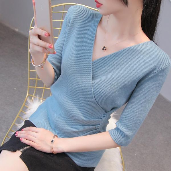 women's sweaters spring and autumn bead t-shirt cross design v-collar slim irregular knitted top, White;black
women's sweaters spring and autumn bead t-shirt cross design v-collar slim irregular knitted top, White;black