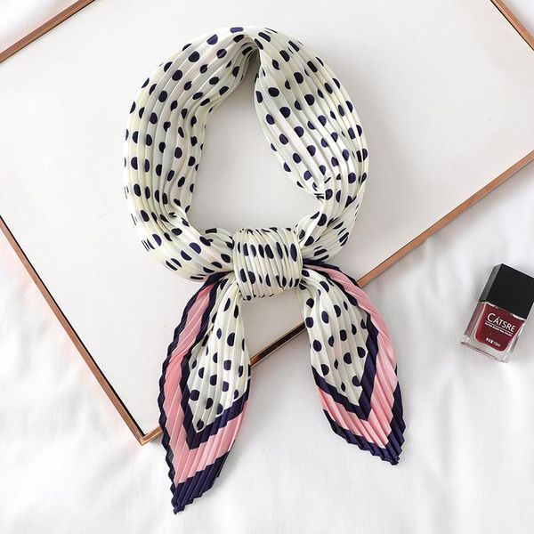 scarves crinkle silk square scarf lady hair fashion print foulard women shawl neck kerchief wraps female accessories 2021 summer, Blue;gray
scarves crinkle silk square scarf lady hair fashion print foulard women shawl neck kerchief wraps female accessories 2021 summer, Blue;gray