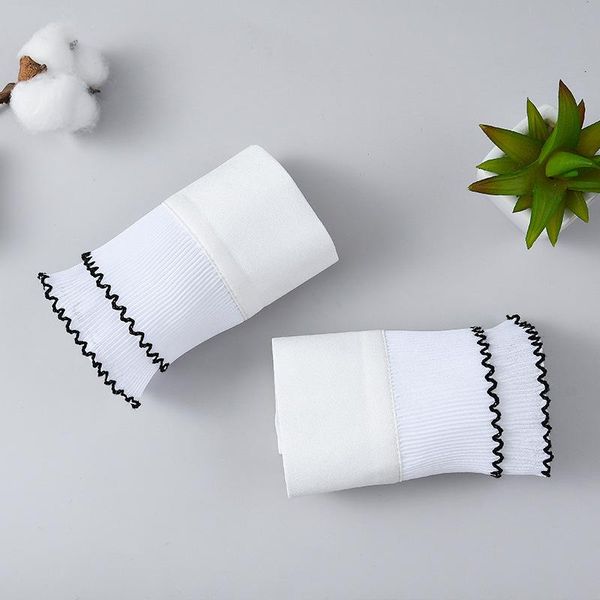 five fingers gloves 1 pair vintage women girls fake flared sleeves pleated detachable sleeve cuffs sweater decorative female false, Blue;gray
five fingers gloves 1 pair vintage women girls fake flared sleeves pleated detachable sleeve cuffs sweater decorative female false, Blue;gray