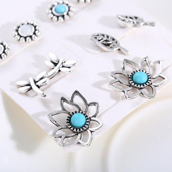 sweet women's earrings flowers geometry retro 5pairs/set rhinestone ear stud hollow geometric pendant women, Golden;silver
sweet women's earrings flowers geometry retro 5pairs/set rhinestone ear stud hollow geometric pendant women, Golden;silver