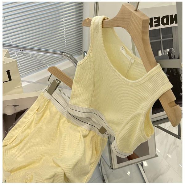 gym clothing 2 piece set women ensemble jogging femme suits for tracksuit sleeveless crop sport yoga shorts, White;black
gym clothing 2 piece set women ensemble jogging femme suits for tracksuit sleeveless crop sport yoga shorts, White;black