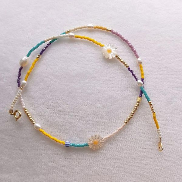 chokers sweet fashion natural pearl choker daisy flower accessory necklace for woman trend banquet jewelry the gift, Golden;silver
chokers sweet fashion natural pearl choker daisy flower accessory necklace for woman trend banquet jewelry the gift, Golden;silver