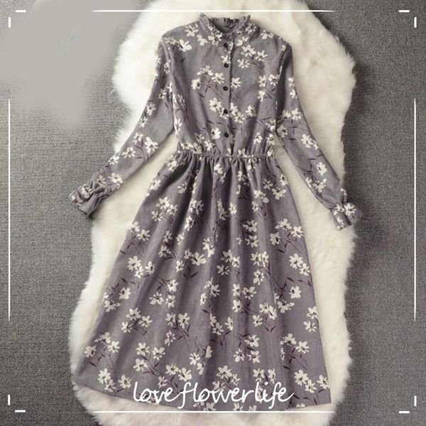 autumn winter women dress floral print vintage slim stand collar single breasted pleated female 210521, Black;gray
autumn winter women dress floral print vintage slim stand collar single breasted pleated female 210521, Black;gray