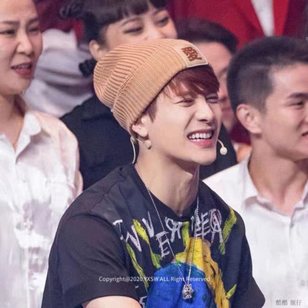 ball caps hip hop jackson wang same style love wool knitted hat versatile beige patch mens and womens fashion trendy cold cap, Blue;gray
ball caps hip hop jackson wang same style love wool knitted hat versatile beige patch mens and womens fashion trendy cold cap, Blue;gray