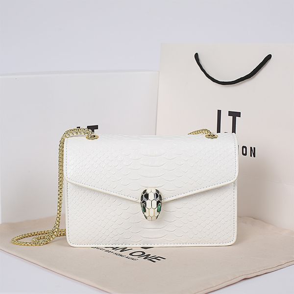 new handbags hong kong leather chain snakehead advanced sense summer women's bag 2021 net red fashion messenger factory direct sale
new handbags hong kong leather chain snakehead advanced sense summer women's bag 2021 net red fashion messenger factory direct sale