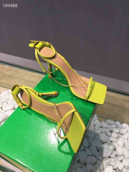 slippers quality perfect official amina muaddi shoes crystal embellished sandals women designer 80mm high heel gilda leather sx0401 ybic, Black
slippers quality perfect official amina muaddi shoes crystal embellished sandals women designer 80mm high heel gilda leather sx0401 ybic, Black