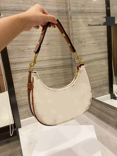 presbyopic alar bags saddle one restoring ancient ways is very high luxury designers wholesale goodshand plain large 25 12 cm
presbyopic alar bags saddle one restoring ancient ways is very high luxury designers wholesale goodshand plain large 25 12 cm