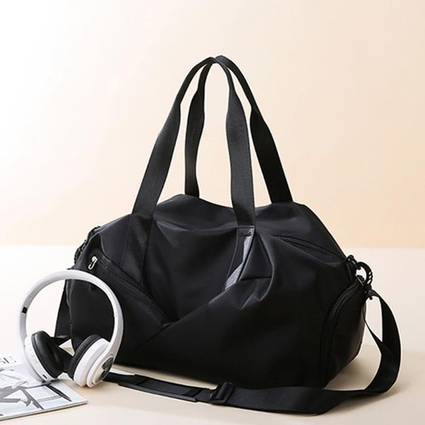 duffel bags women casual handbag oxford cloth pure color shoulder crossbody bag ladies travel fitness yoga sport gym large capacity tote
duffel bags women casual handbag oxford cloth pure color shoulder crossbody bag ladies travel fitness yoga sport gym large capacity tote