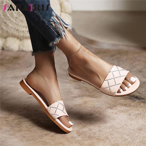 brand design female slippers women summer round toe flat with outdoor indoor women's sandals 2021 beach woman shoes, Black
brand design female slippers women summer round toe flat with outdoor indoor women's sandals 2021 beach woman shoes, Black