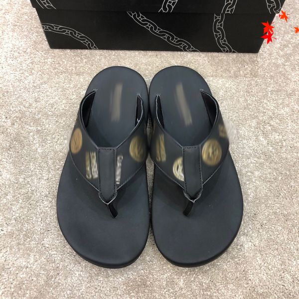 luxurys men slippers designer rubber slides sandal mens designers flat fashion shoes beach flip flops flower with box size 39-45 -g405, Black
luxurys men slippers designer rubber slides sandal mens designers flat fashion shoes beach flip flops flower with box size 39-45 -g405, Black