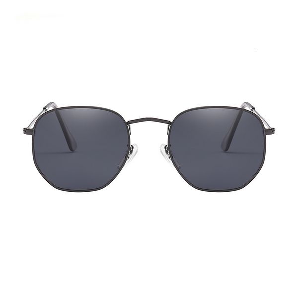 luxury designer sunglasses 2021 vintage metal men brand designer sun glasses women female classic driving eyewear uv400 oculos de sol mascul, White;black
luxury designer sunglasses 2021 vintage metal men brand designer sun glasses women female classic driving eyewear uv400 oculos de sol mascul, White;black