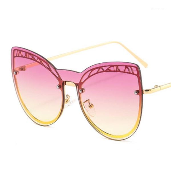 sunglasses retro cat eye oversized for women 2021 design trendy metal frameless sun glasses men large frame shades, White;black
sunglasses retro cat eye oversized for women 2021 design trendy metal frameless sun glasses men large frame shades, White;black