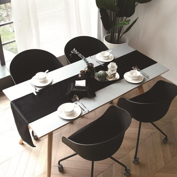table cloth luxury flannel solid color runner coffee tv counter simple chinese bed flag tail towel
table cloth luxury flannel solid color runner coffee tv counter simple chinese bed flag tail towel