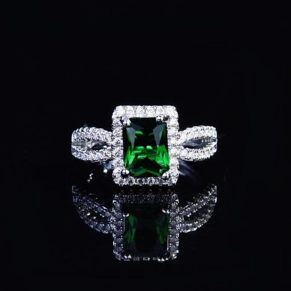 wedding rings 2021 trendy 925 sliver emerald gemstone green stone ring square shape crystal fine jewelry for woman party, Slivery;golden
wedding rings 2021 trendy 925 sliver emerald gemstone green stone ring square shape crystal fine jewelry for woman party, Slivery;golden