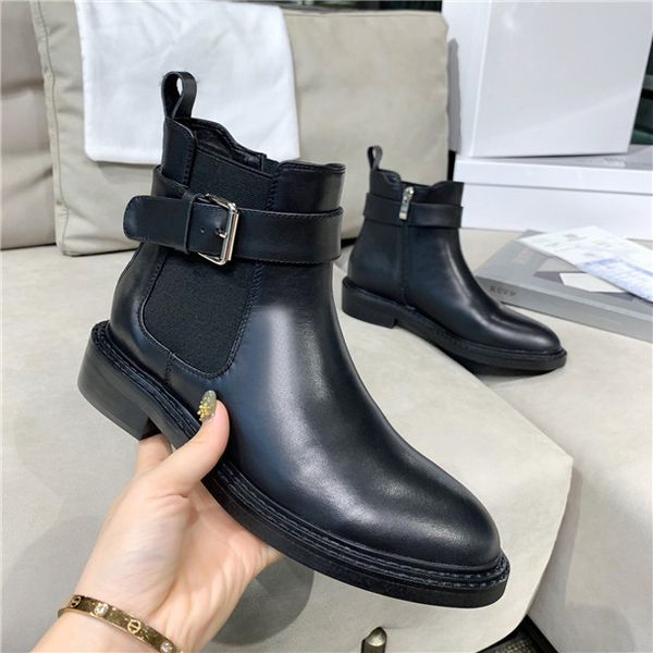 designer metal buckle women's shoes luxury and comfortable brand leather fashion martin boots, Red;white
designer metal buckle women's shoes luxury and comfortable brand leather fashion martin boots, Red;white