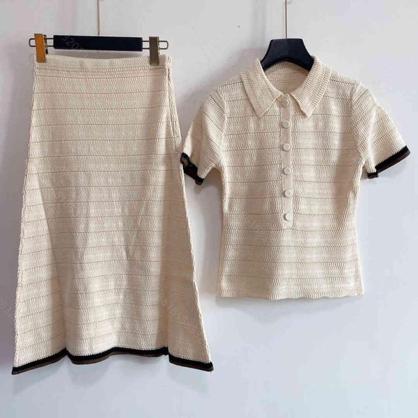fashion wool knitted women dress set high-end midi dresses womens knit two-piece casual girls designers clothes solid color two piece sweat, White
fashion wool knitted women dress set high-end midi dresses womens knit two-piece casual girls designers clothes solid color two piece sweat, White