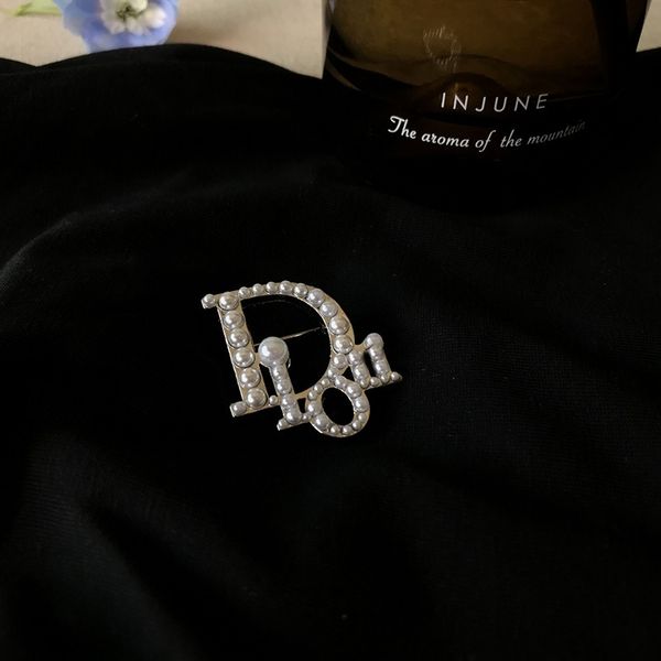 70% off outlet online 2021 new letter inlaid with pearls, fresh and fashionable, age reducing trend, Gray
70% off outlet online 2021 new letter inlaid with pearls, fresh and fashionable, age reducing trend, Gray