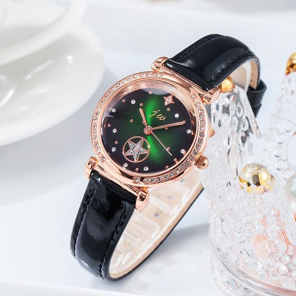 wristwatches women fashion watch exquisite valentine's day gift quartz wristwatch rhinestone decoration leather brand 3atm waterproof, Slivery;brown
wristwatches women fashion watch exquisite valentine's day gift quartz wristwatch rhinestone decoration leather brand 3atm waterproof, Slivery;brown