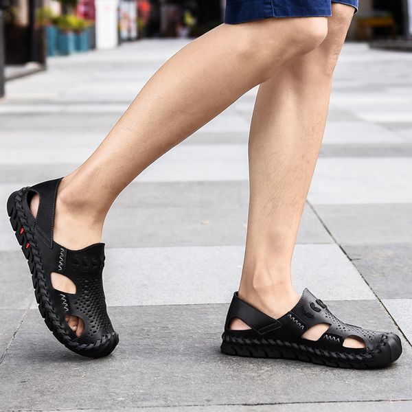 walking trendy sandals men's women's breathable and lightweight sandy beach shoes slippers flip-flops soft bottom, Black 
walking trendy sandals men's women's breathable and lightweight sandy beach shoes slippers flip-flops soft bottom, Black