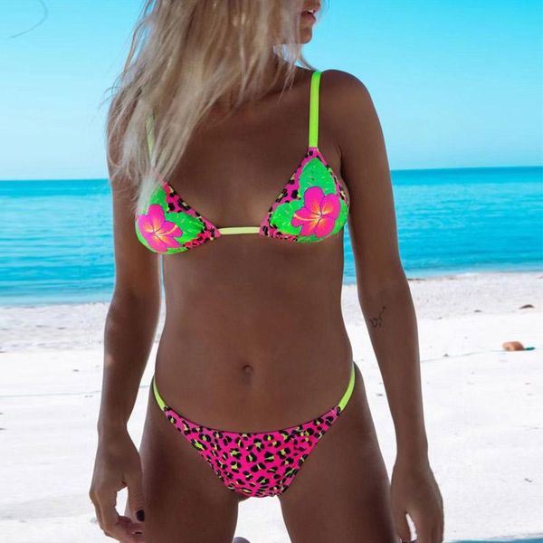 neon floral print female bikini set swimsuit summer triangel brazilian swimwear fashion women push up biquini mujer one-piece suits
neon floral print female bikini set swimsuit summer triangel brazilian swimwear fashion women push up biquini mujer one-piece suits