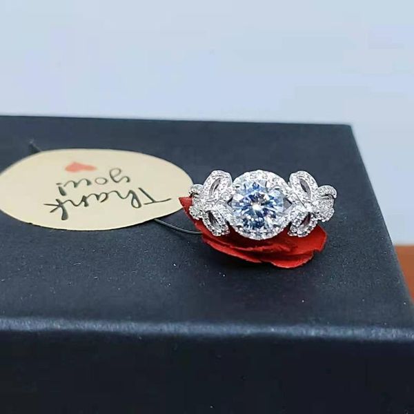 cluster rings women's classic fashion zircon bow ring s925 sterling silver original jewelry logo ladies gift, Golden;silver
cluster rings women's classic fashion zircon bow ring s925 sterling silver original jewelry logo ladies gift, Golden;silver