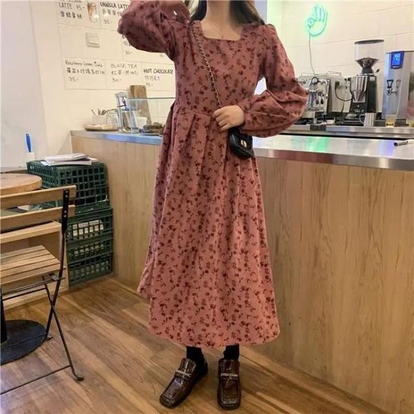 casual dresses houzhou floral dress women elegant vintage long sleeve midi korean style square collar spring autumn 2021 sweet outfits, Black;gray
casual dresses houzhou floral dress women elegant vintage long sleeve midi korean style square collar spring autumn 2021 sweet outfits, Black;gray