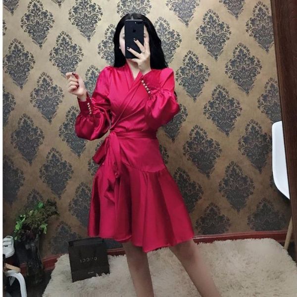 casual dresses autumn and winter 2021 dress celebrity fashion small fragrance temperament silk slim red woman, Black;gray
casual dresses autumn and winter 2021 dress celebrity fashion small fragrance temperament silk slim red woman, Black;gray