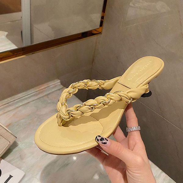 slippers 2021 brand design weave women flip flop high heels metal chain decoration sandals summer beach slides, Black
slippers 2021 brand design weave women flip flop high heels metal chain decoration sandals summer beach slides, Black
