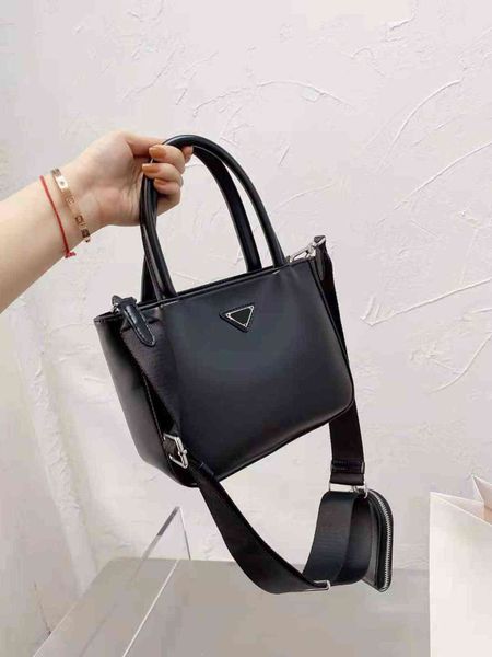 prad luxurys bags family three triangle single shoulder trend small square locomotive crossbody female designer handbags ctt
prad luxurys bags family three triangle single shoulder trend small square locomotive crossbody female designer handbags ctt