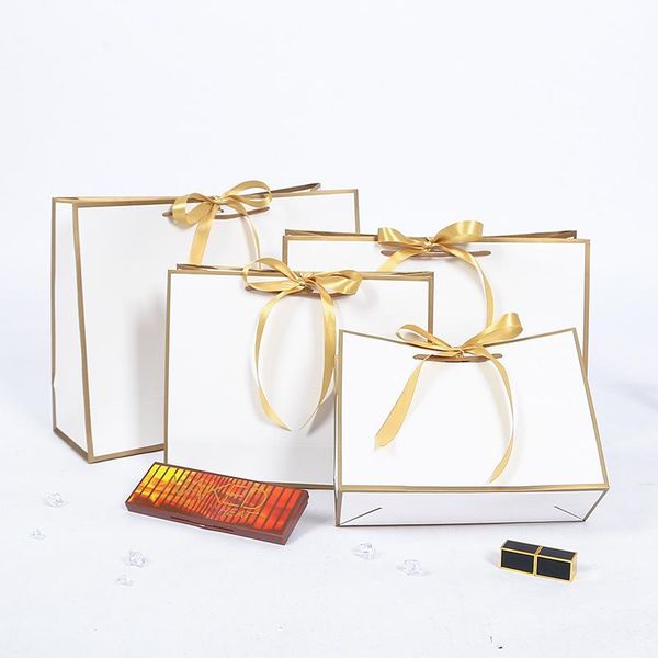 large size clothes books gift packaging bag portable wedding party decoration paper business custom bags wrap
large size clothes books gift packaging bag portable wedding party decoration paper business custom bags wrap