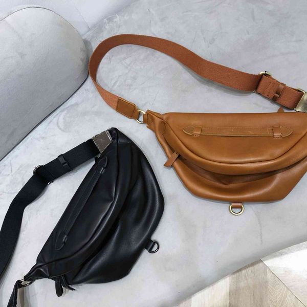 leather handmade leather chest bag saddle shoulder messenger bag large capacity men's and women's style black friday as5a
leather handmade leather chest bag saddle shoulder messenger bag large capacity men's and women's style black friday as5a