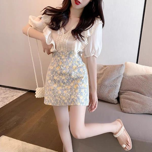 women's blouses & shirts 2021 summer fashion age reduction suit edge chiffon shirt + floral skirt two piece, White
women's blouses & shirts 2021 summer fashion age reduction suit edge chiffon shirt + floral skirt two piece, White