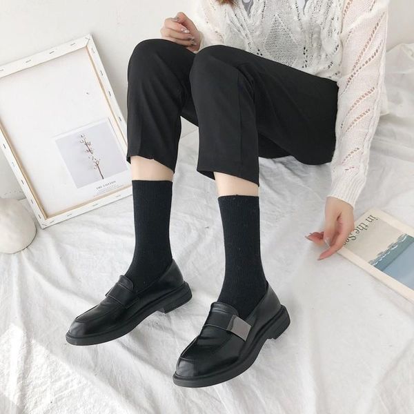 dress shoes fashion cute black small leather female wild spring british wind a pedal retro round head rubber women j14-81
dress shoes fashion cute black small leather female wild spring british wind a pedal retro round head rubber women j14-81
