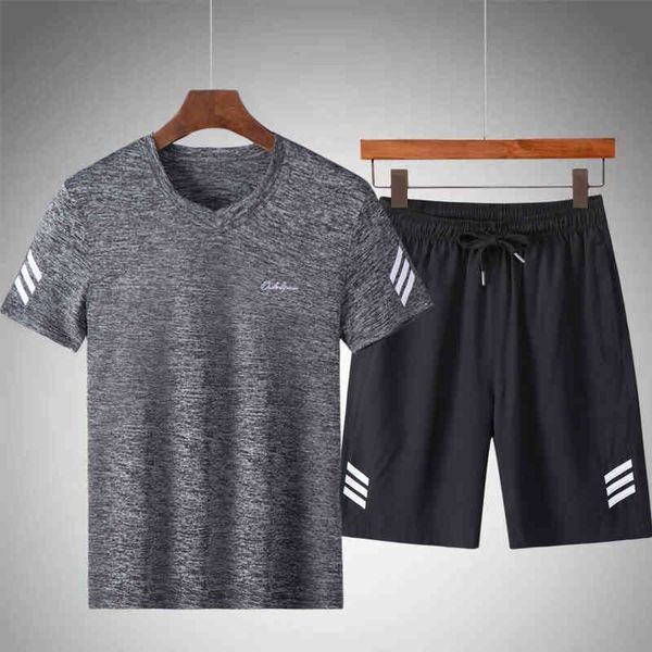 men's tracksuits summer tracksuit men sets t-shirt+shorts mens jogging suit casual quick-drying sportswear brand male fashion 2 pi, Gray
men's tracksuits summer tracksuit men sets t-shirt+shorts mens jogging suit casual quick-drying sportswear brand male fashion 2 pi, Gray