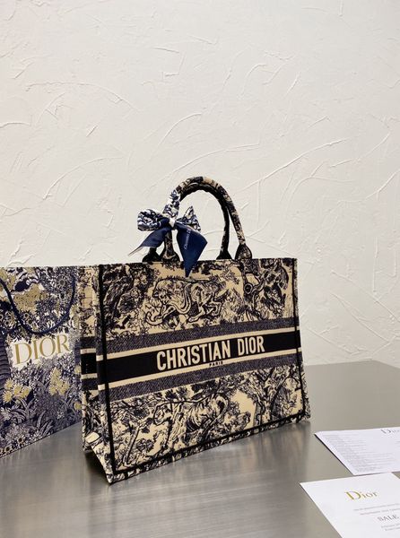 2021 High Quality Star Style purse Bag Purses Fashion Tote Women's crossbody Shoulder Backpack Women handbag -L4597, A-l4597
2021 High Quality Star Style purse Bag Purses Fashion Tote Women's crossbody Shoulder Backpack Women handbag -L4597, A-l4597