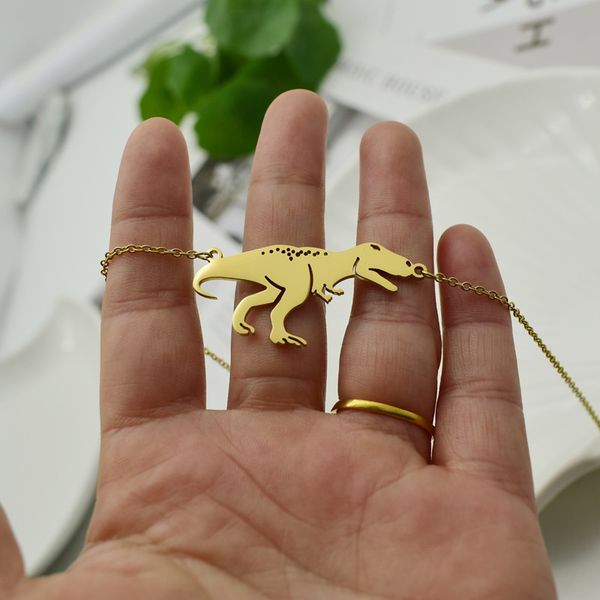 european and american creative crocodile necklace personality dinosaur stainless steel collarbone chain gift to a friend's mother, Silver
european and american creative crocodile necklace personality dinosaur stainless steel collarbone chain gift to a friend's mother, Silver