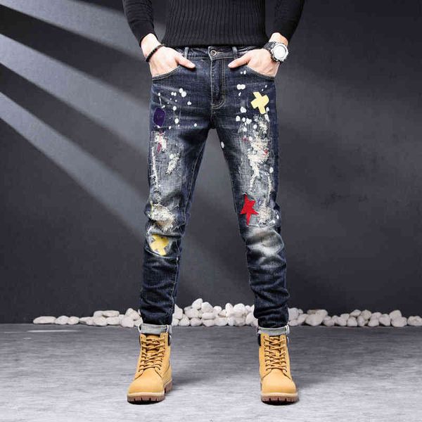 winter ripped jeans men's patch cloth throwing paint personalized pants korean fashion slim fit small feet, Blue
winter ripped jeans men's patch cloth throwing paint personalized pants korean fashion slim fit small feet, Blue