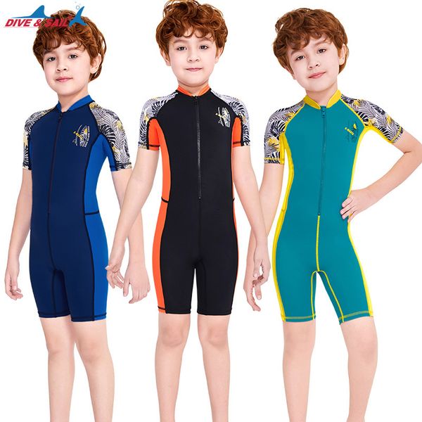 men's one-piece new sunscreen diving suit short sleeve shorts children's drifting fast drying swimsuit, White;black
men's one-piece new sunscreen diving suit short sleeve shorts children's drifting fast drying swimsuit, White;black