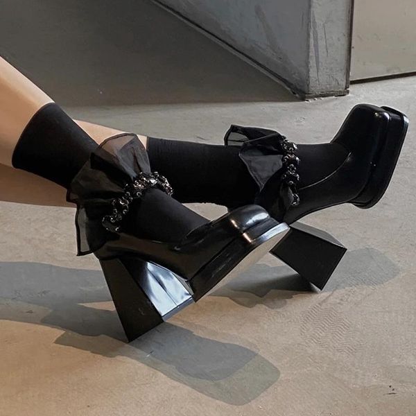 dress shoes 2021 summer jk black lace diamond decoration pumps casual retro style mary jane thick heel high
dress shoes 2021 summer jk black lace diamond decoration pumps casual retro style mary jane thick heel high